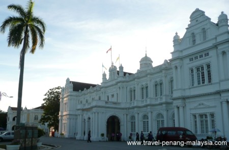 photo of the City Hall Georgetown Penang